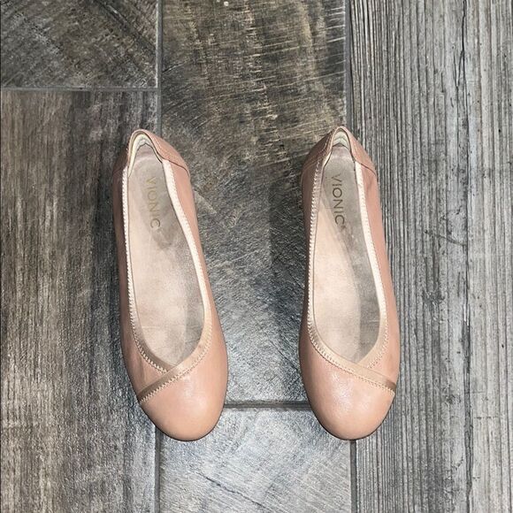 Vionic Tan Ballet Flats Minimalist Design - Picture 2 of 5